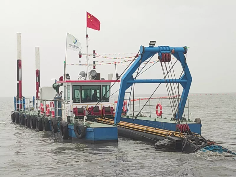 سفينة التعدين الحفارة